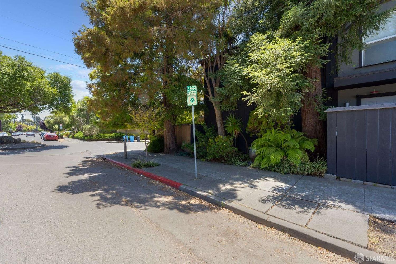 Detail Gallery Image 9 of 29 For 2443 Woolsey St, Berkeley,  CA 94705 - – Beds | – Baths