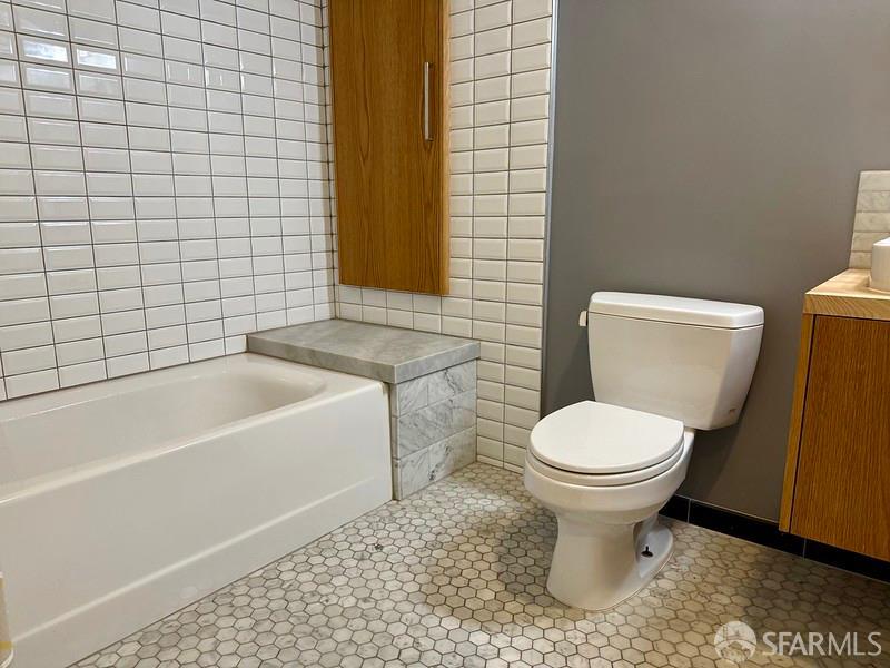 Detail Gallery Image 22 of 28 For 2125 Bryant St #403,  San Francisco,  CA 94110 - 2 Beds | 1 Baths