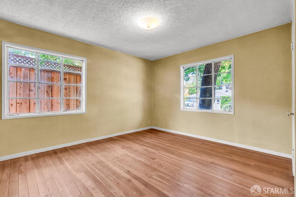 Detail Gallery Image 35 of 51 For 130 Pleasant View Dr, Pleasant Hill,  CA 94523 - 3 Beds | 1/1 Baths
