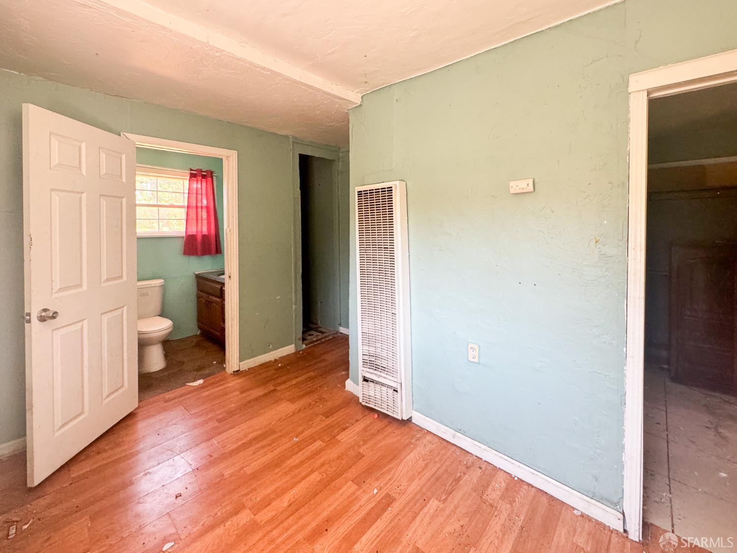 Detail Gallery Image 6 of 19 For 50 Mims Ave, Bay Point,  CA 94565 - 3 Beds | 1 Baths