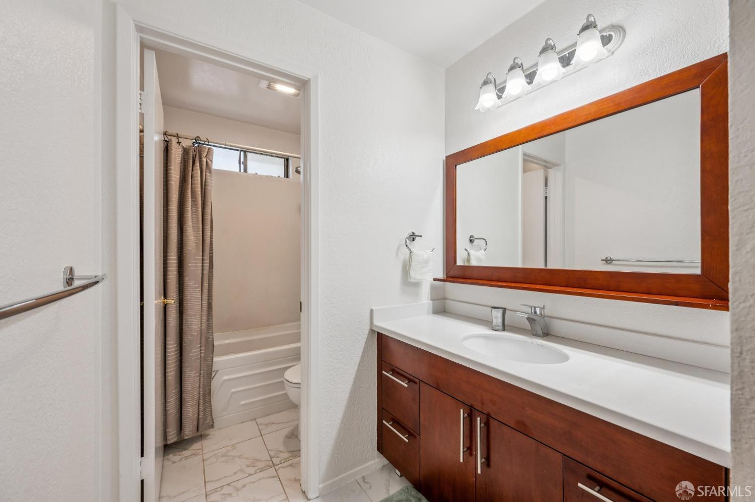 Detail Gallery Image 30 of 56 For 1 Appian Way #709-2,  South San Francisco,  CA 94080 - 3 Beds | 2 Baths