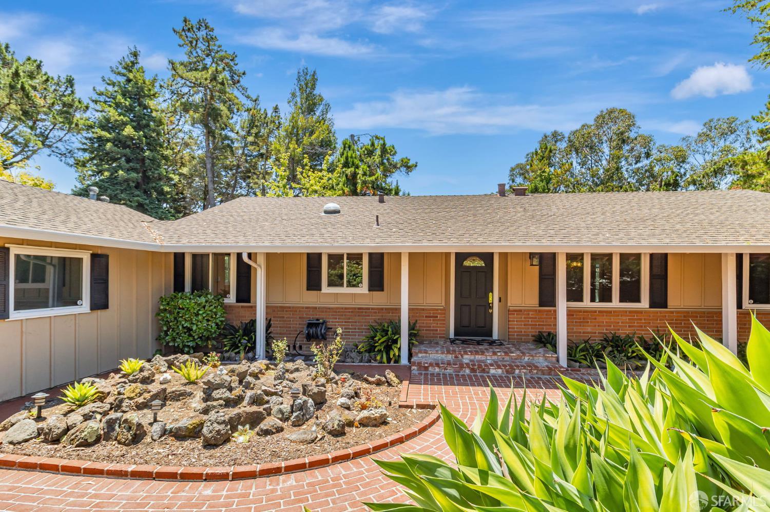 Detail Gallery Image 1 of 84 For 1426 Bel Aire Rd, San Mateo,  CA 94402 - 3 Beds | 3 Baths