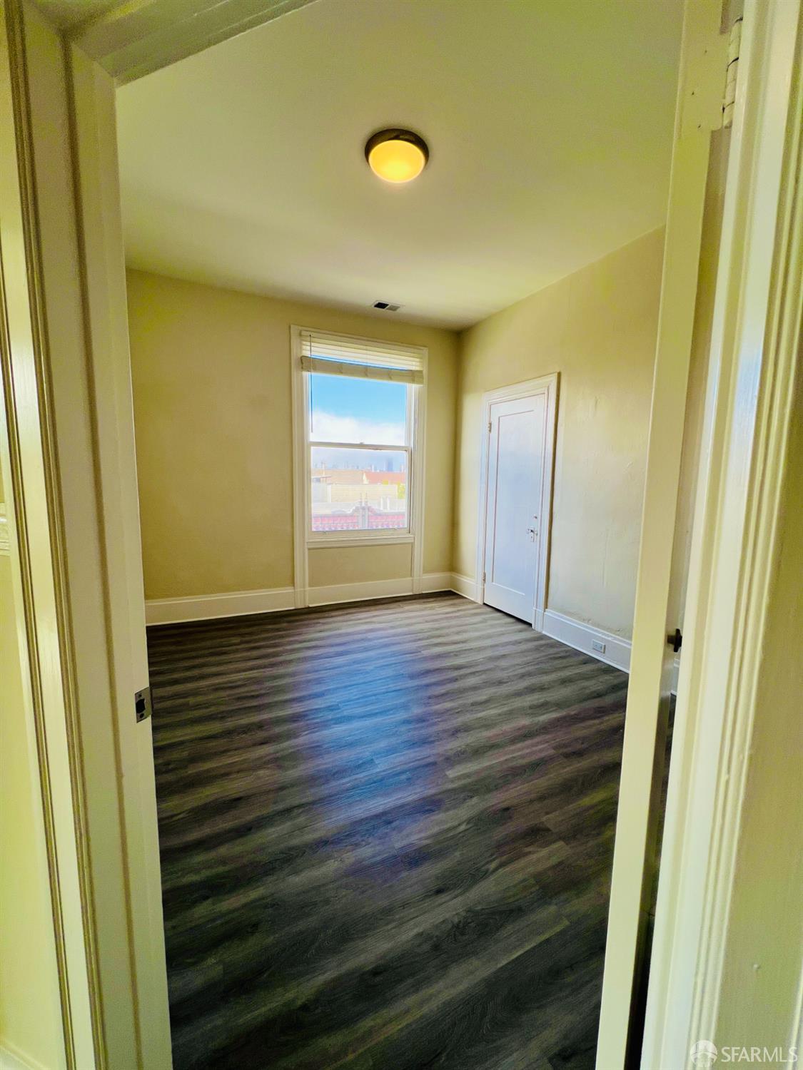 Detail Gallery Image 13 of 18 For 3289 22nd St, San Francisco,  CA 94110 - 3 Beds | 2 Baths