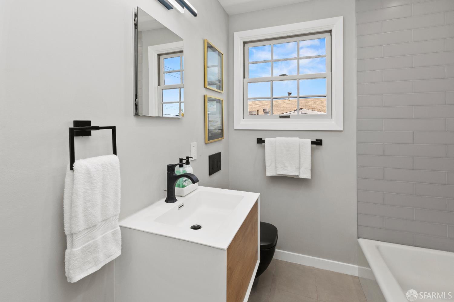 Detail Gallery Image 31 of 60 For 247 Rainier Ave, South San Francisco,  CA 94080 - 3 Beds | 3 Baths