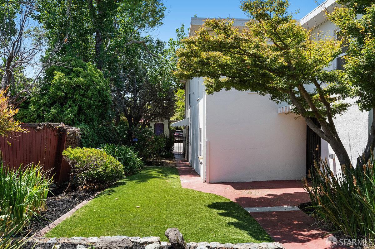 Detail Gallery Image 59 of 59 For 1475 Stannage Ave, Berkeley,  CA 94702 - 5 Beds | 2 Baths