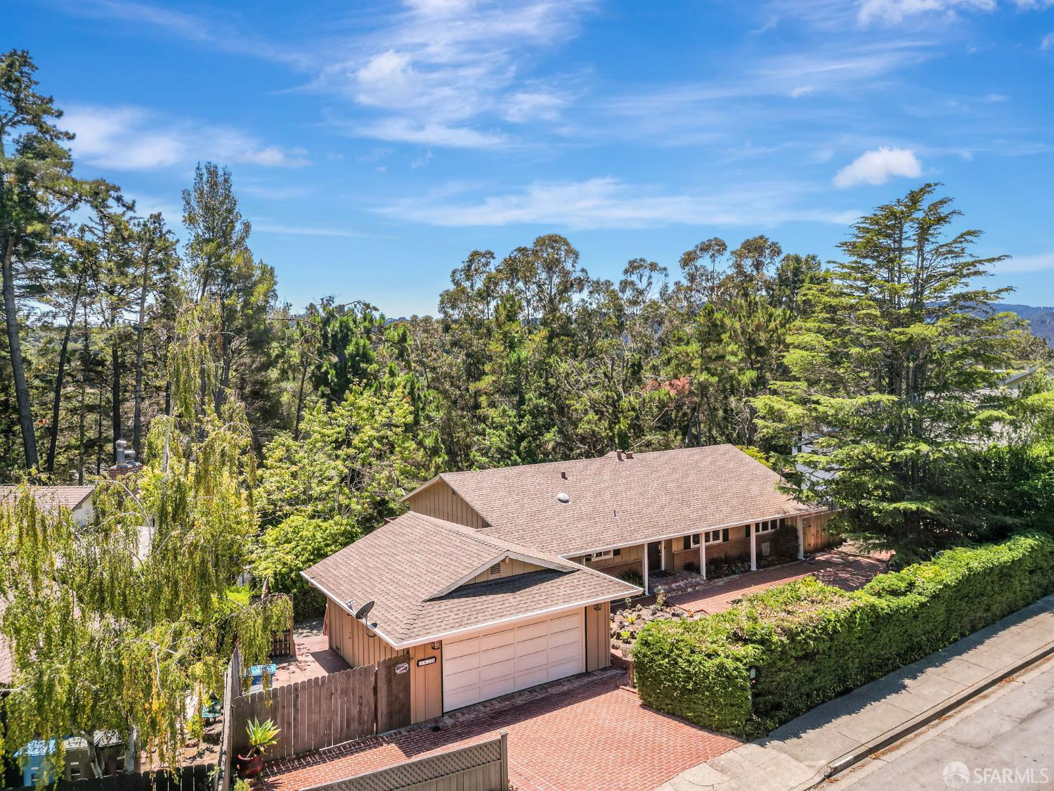 Detail Gallery Image 62 of 84 For 1426 Bel Aire Rd, San Mateo,  CA 94402 - 3 Beds | 3 Baths