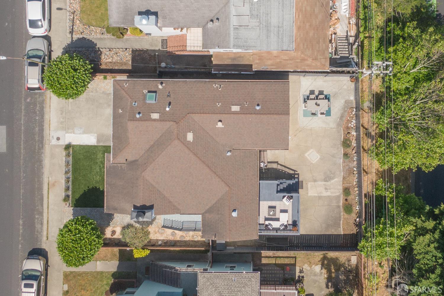 Detail Gallery Image 56 of 60 For 247 Rainier Ave, South San Francisco,  CA 94080 - 3 Beds | 3 Baths
