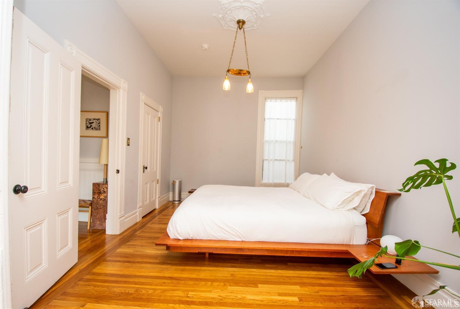Detail Gallery Image 9 of 16 For 925 Treat Ave, San Francisco,  CA 94110 - 2 Beds | 1 Baths