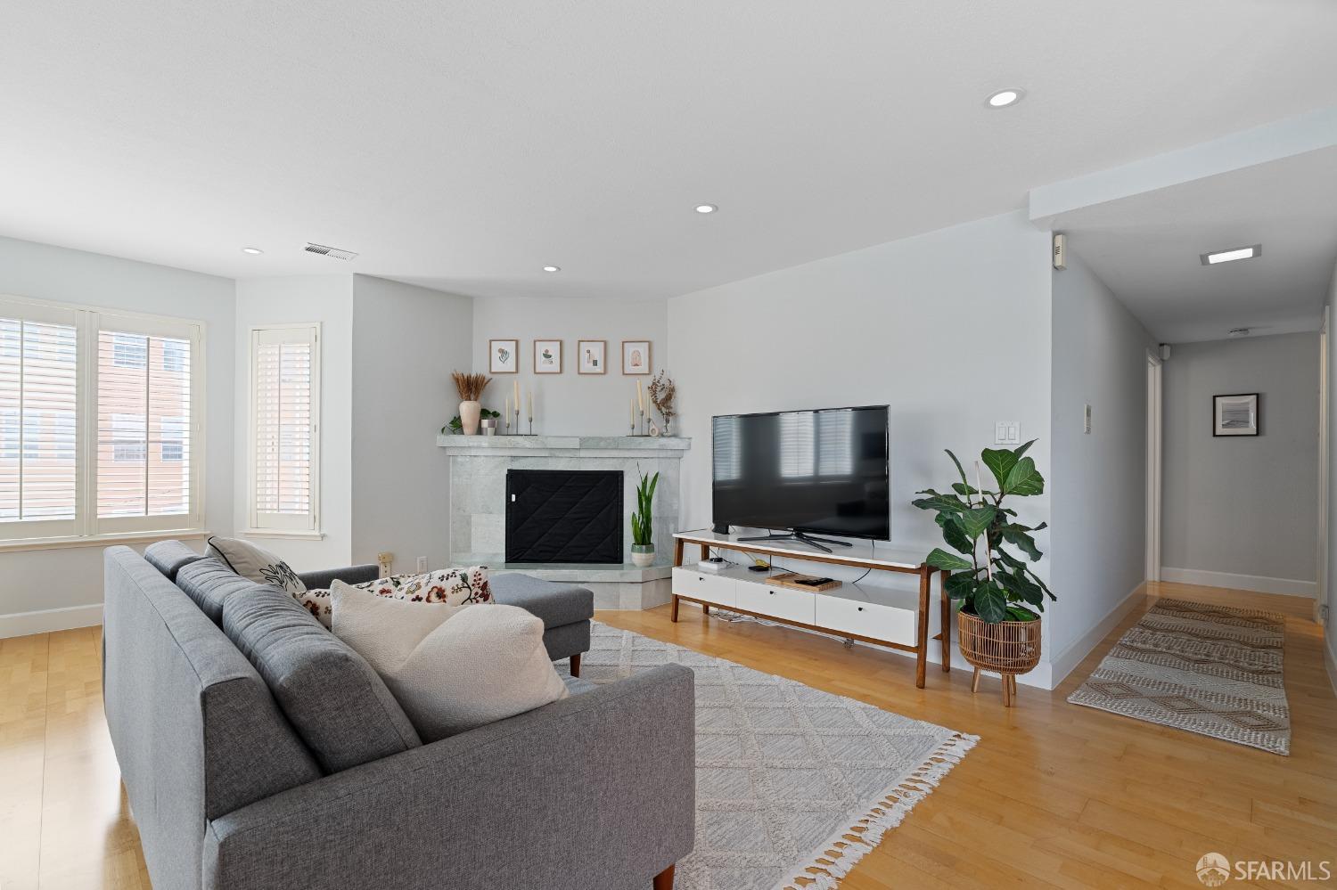 Detail Gallery Image 6 of 35 For 490 33rd Ave #201,  San Francisco,  CA 94121 - 1 Beds | 1 Baths