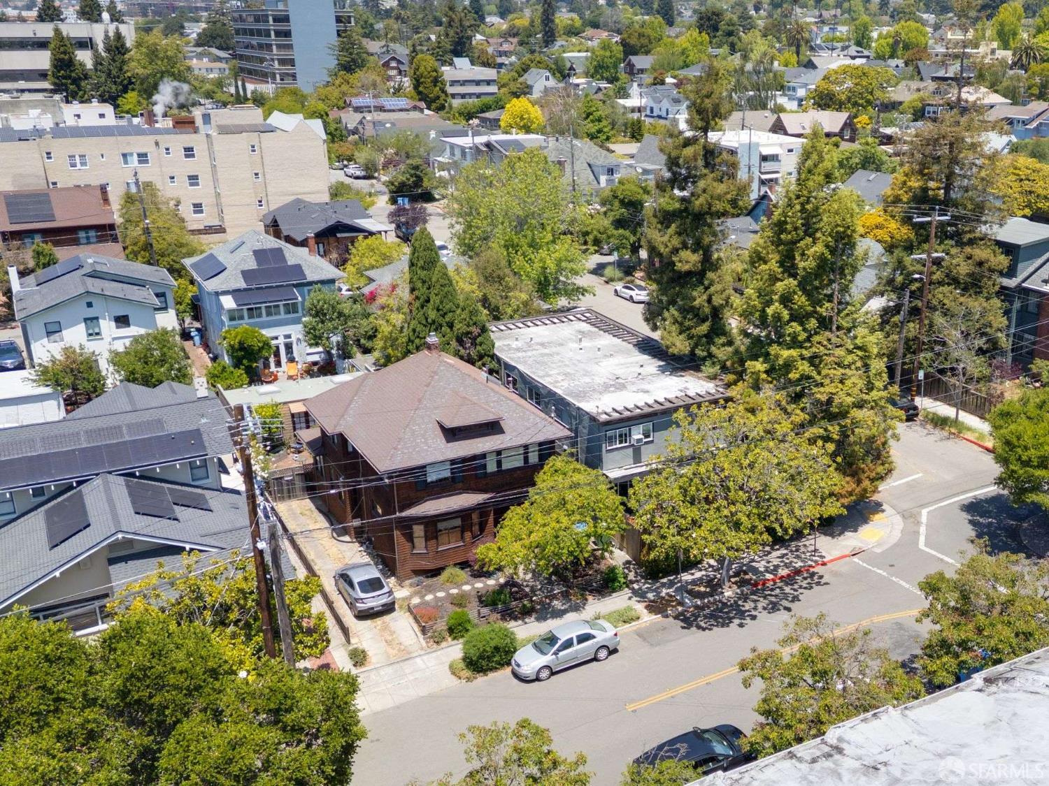 Detail Gallery Image 12 of 29 For 2443 Woolsey St, Berkeley,  CA 94705 - – Beds | – Baths