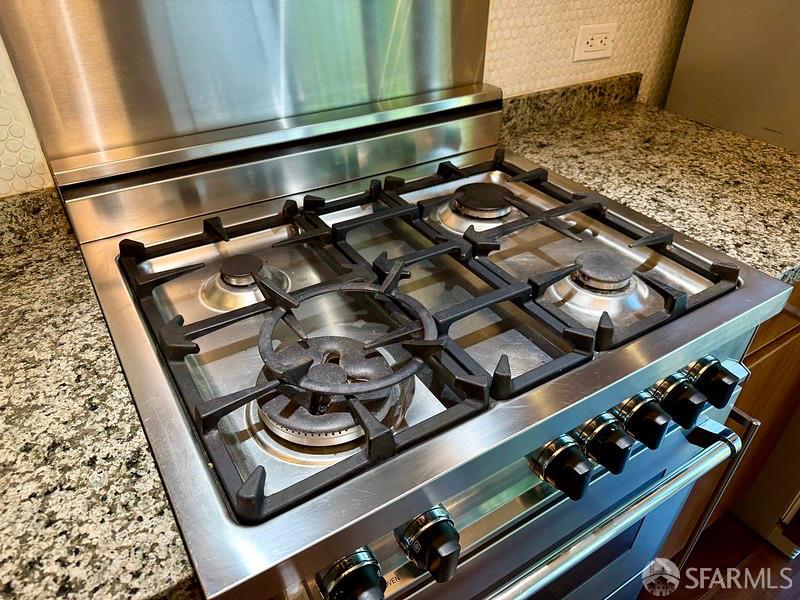 Detail Gallery Image 11 of 28 For 2125 Bryant St #403,  San Francisco,  CA 94110 - 2 Beds | 1 Baths