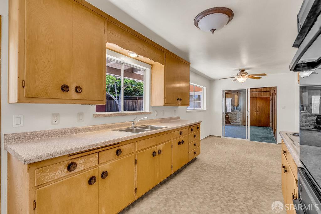 Detail Gallery Image 18 of 51 For 130 Pleasant View Dr, Pleasant Hill,  CA 94523 - 3 Beds | 1/1 Baths