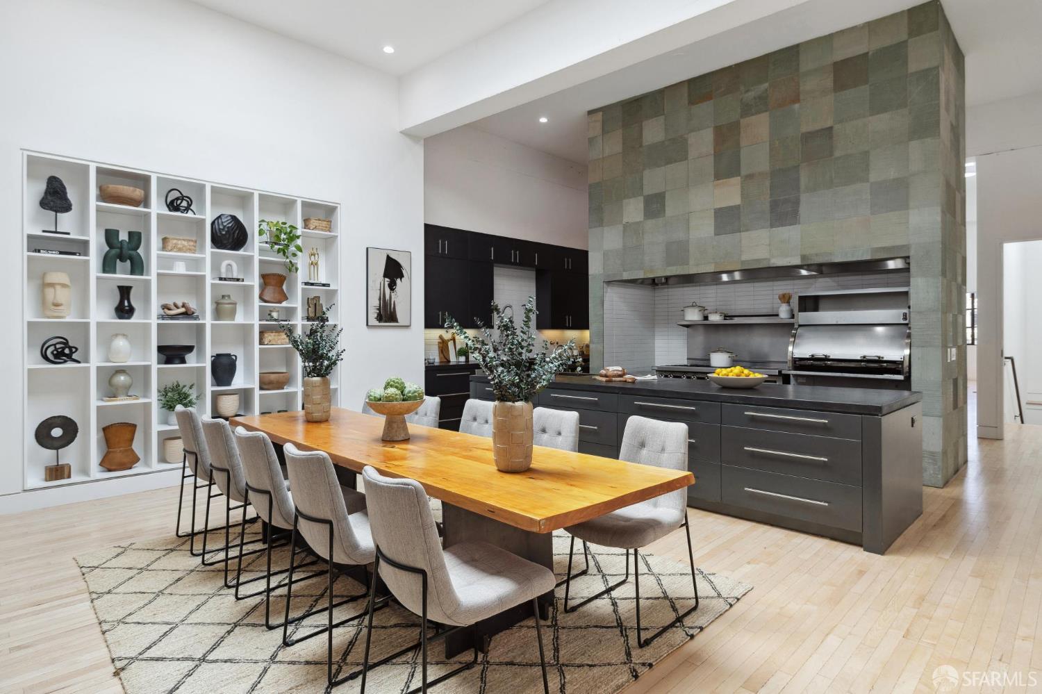 Detail Gallery Image 6 of 42 For 2232 Bush St, San Francisco,  CA 94115 - 3 Beds | 3/1 Baths