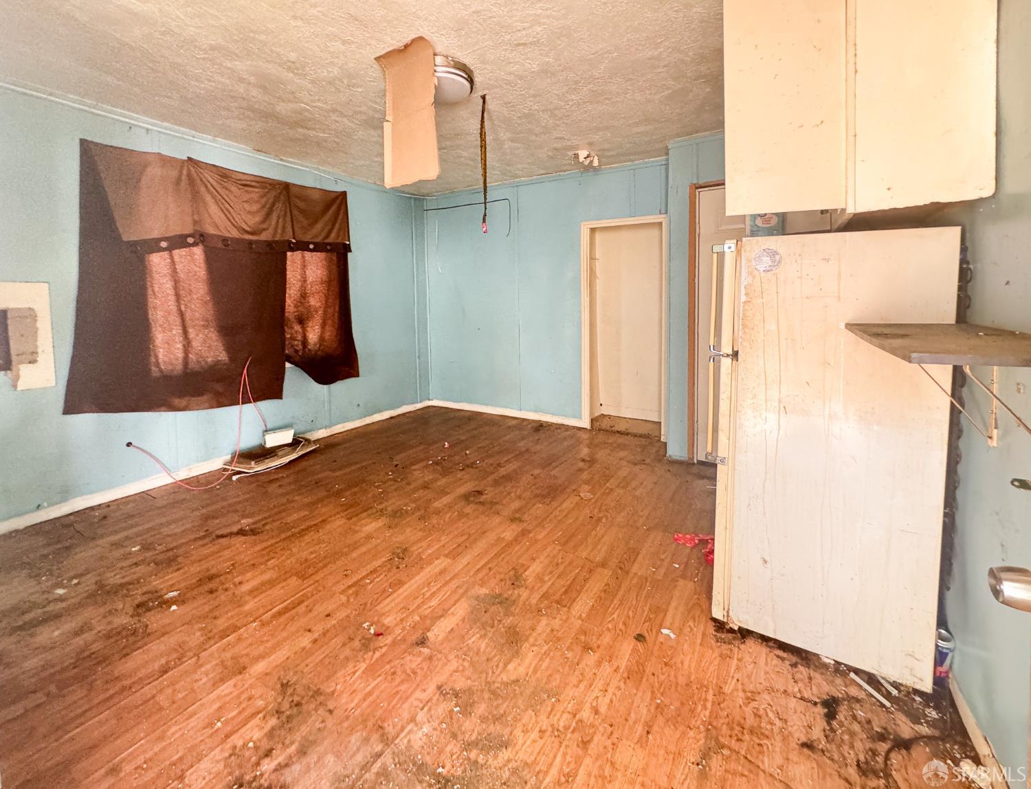Detail Gallery Image 11 of 19 For 50 Mims Ave, Bay Point,  CA 94565 - 3 Beds | 1 Baths