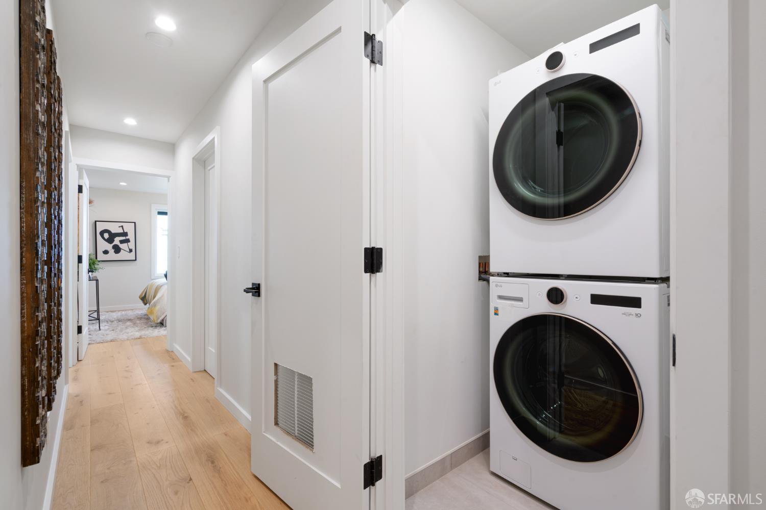 Detail Gallery Image 39 of 61 For 2580 Mcallister St, San Francisco,  CA 94118 - 5 Beds | 5/1 Baths
