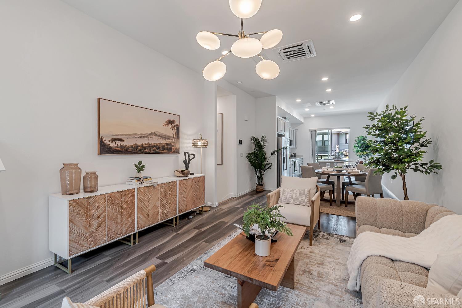 Detail Gallery Image 6 of 33 For 192 Waters Park Cir #2,  San Mateo,  CA 94403 - 2 Beds | 2/1 Baths