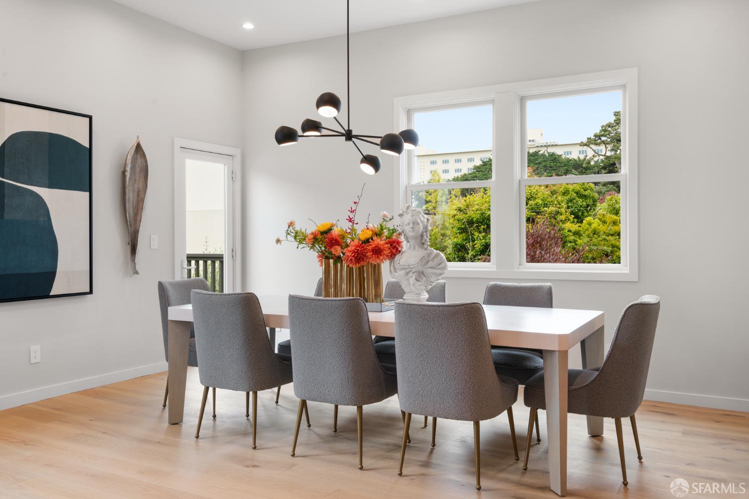 Detail Gallery Image 15 of 61 For 2580 Mcallister St, San Francisco,  CA 94118 - 5 Beds | 5/1 Baths