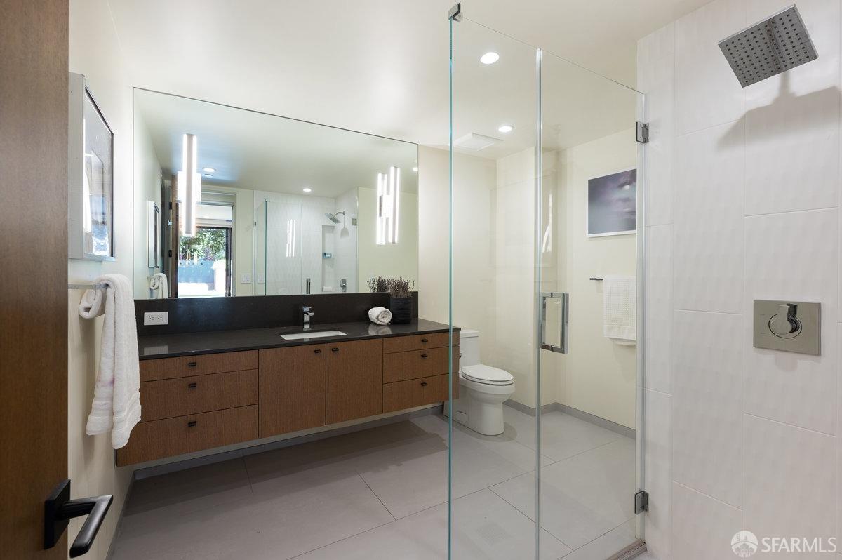 Detail Gallery Image 16 of 22 For 4258 26th St, San Francisco,  CA 94131 - 5 Beds | 4/1 Baths