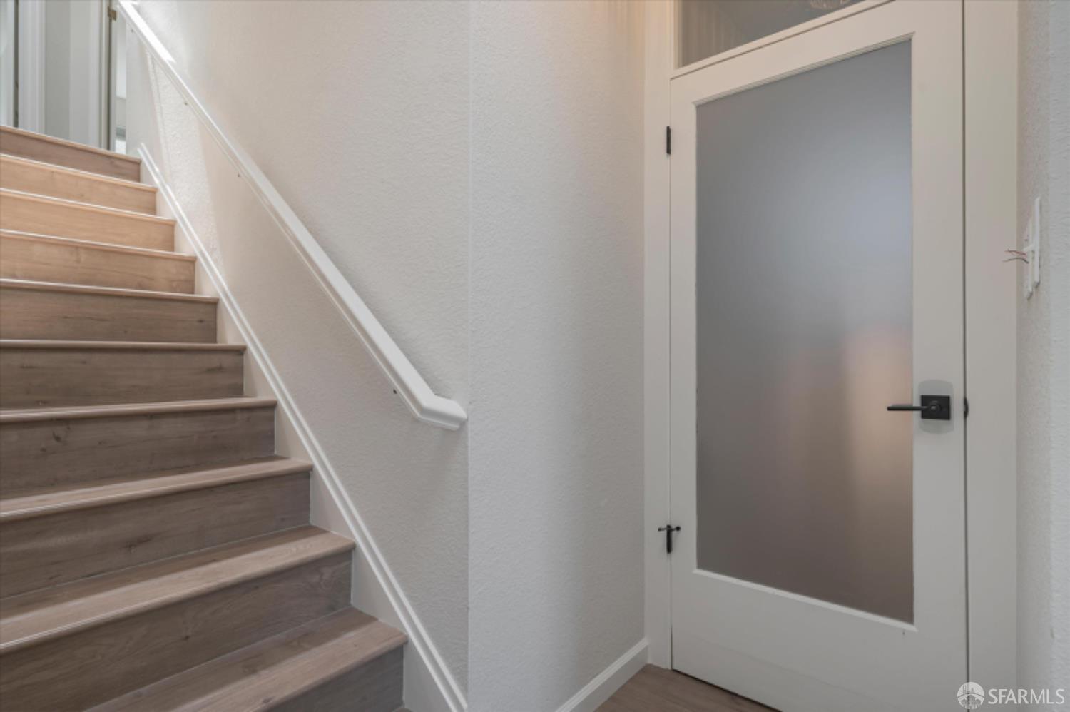 Detail Gallery Image 6 of 43 For 343 Frankfort St, Daly City,  CA 94014 - 5 Beds | 3 Baths
