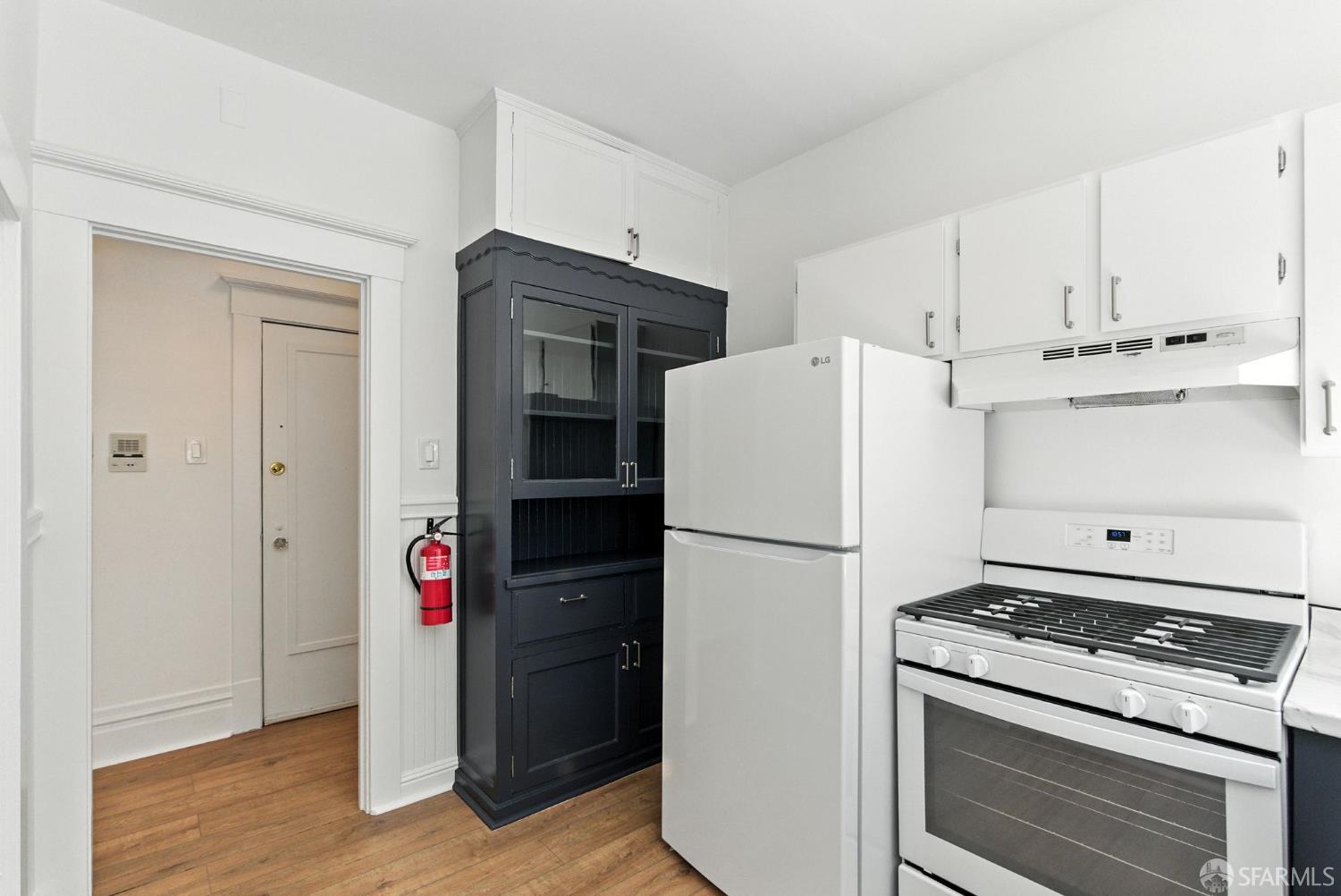 Photo #26: 425058443 Listing: Photo #26