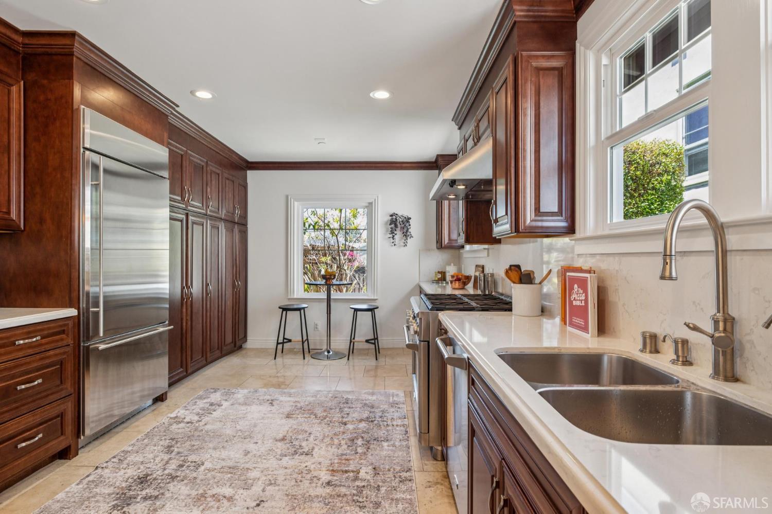 Detail Gallery Image 24 of 87 For 29 16th Ave, San Mateo,  CA 94402 - 4 Beds | 3 Baths
