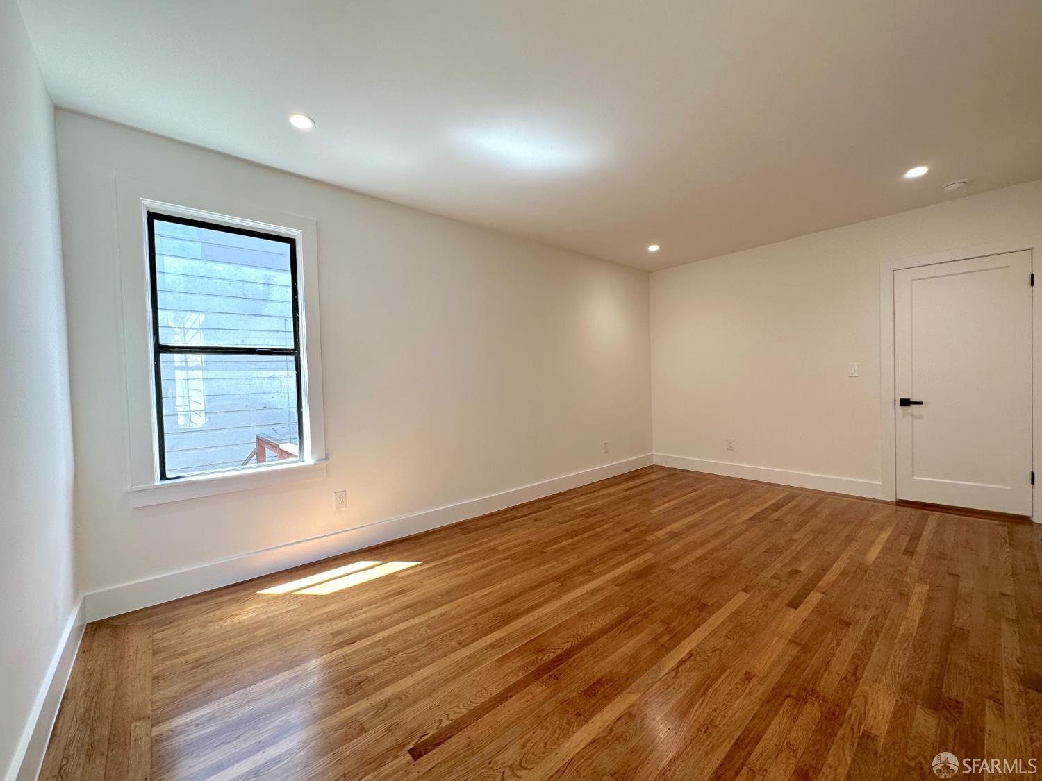 Detail Gallery Image 13 of 34 For 615 Octavia St, San Francisco,  CA 94102 - – Beds | – Baths