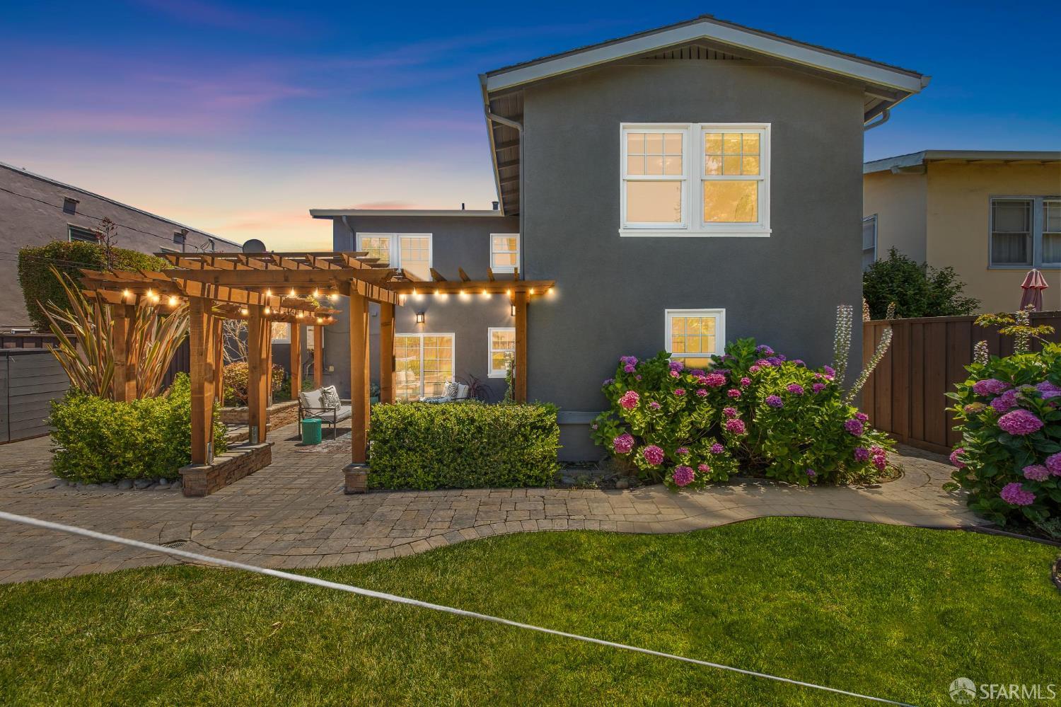 Detail Gallery Image 84 of 87 For 29 16th Ave, San Mateo,  CA 94402 - 4 Beds | 3 Baths