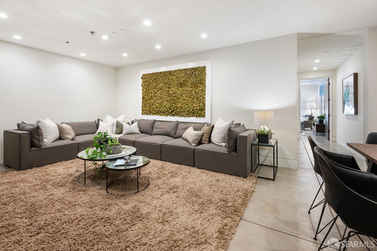 Detail Gallery Image 18 of 22 For 4258 26th St, San Francisco,  CA 94131 - 5 Beds | 4/1 Baths