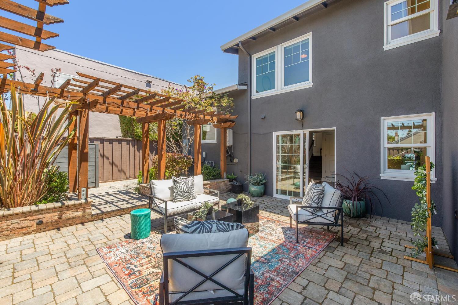 Detail Gallery Image 67 of 87 For 29 16th Ave, San Mateo,  CA 94402 - 4 Beds | 3 Baths