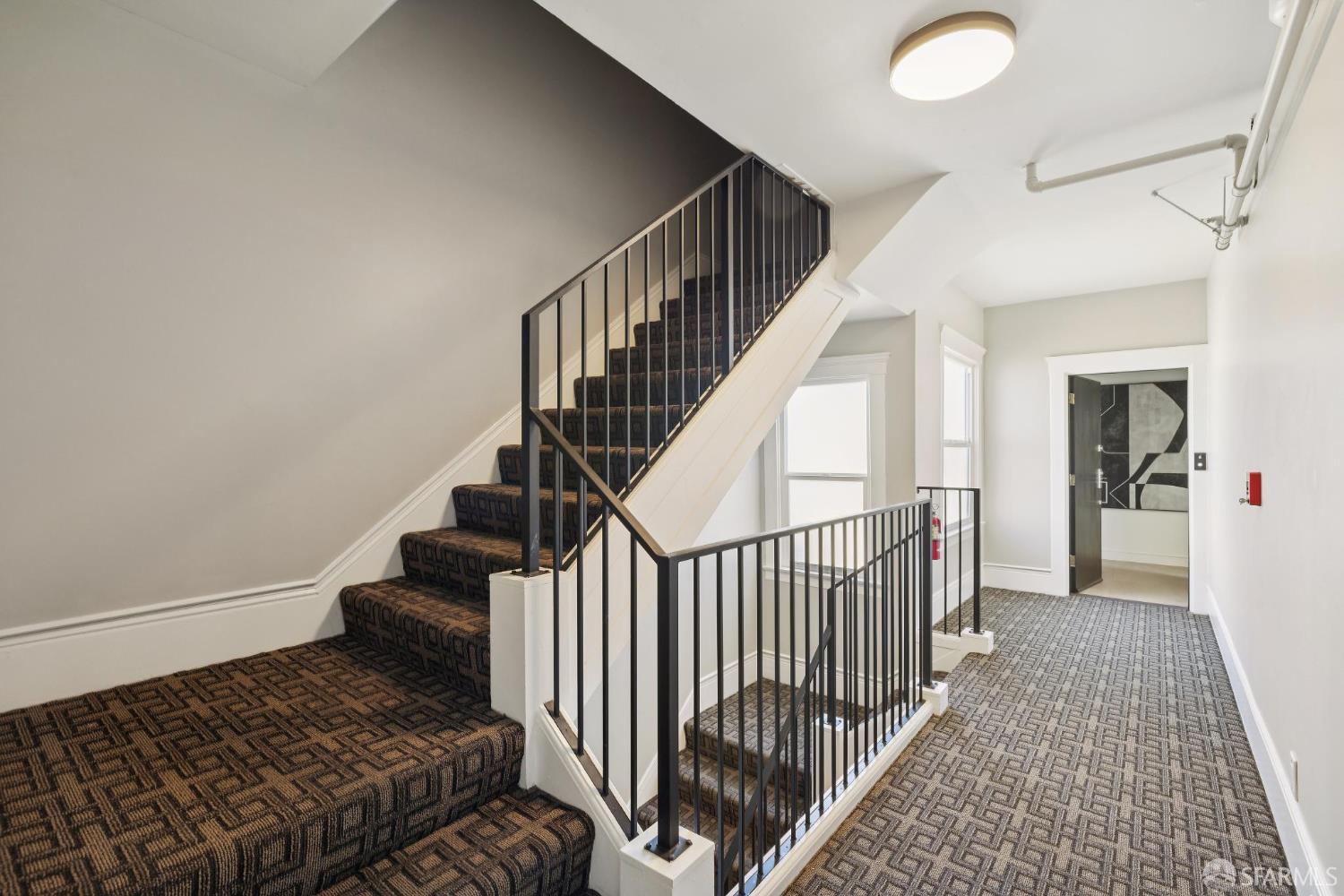 Detail Gallery Image 20 of 21 For 1234 Francisco St #1,  San Francisco,  CA 94123 - 2 Beds | 2 Baths