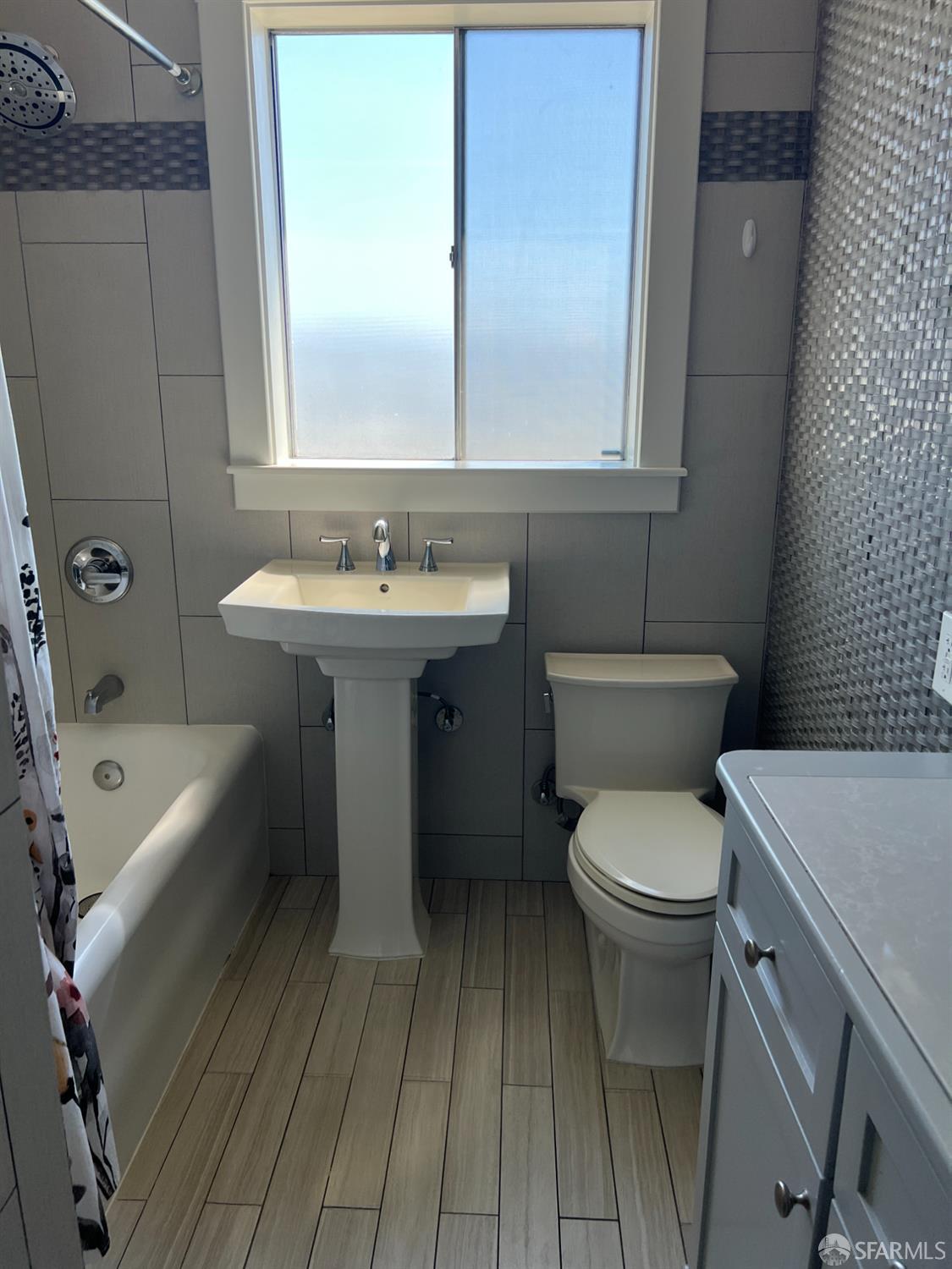 Detail Gallery Image 26 of 32 For 775 Mangels Ave, San Francisco,  CA 94127 - 3 Beds | 2 Baths