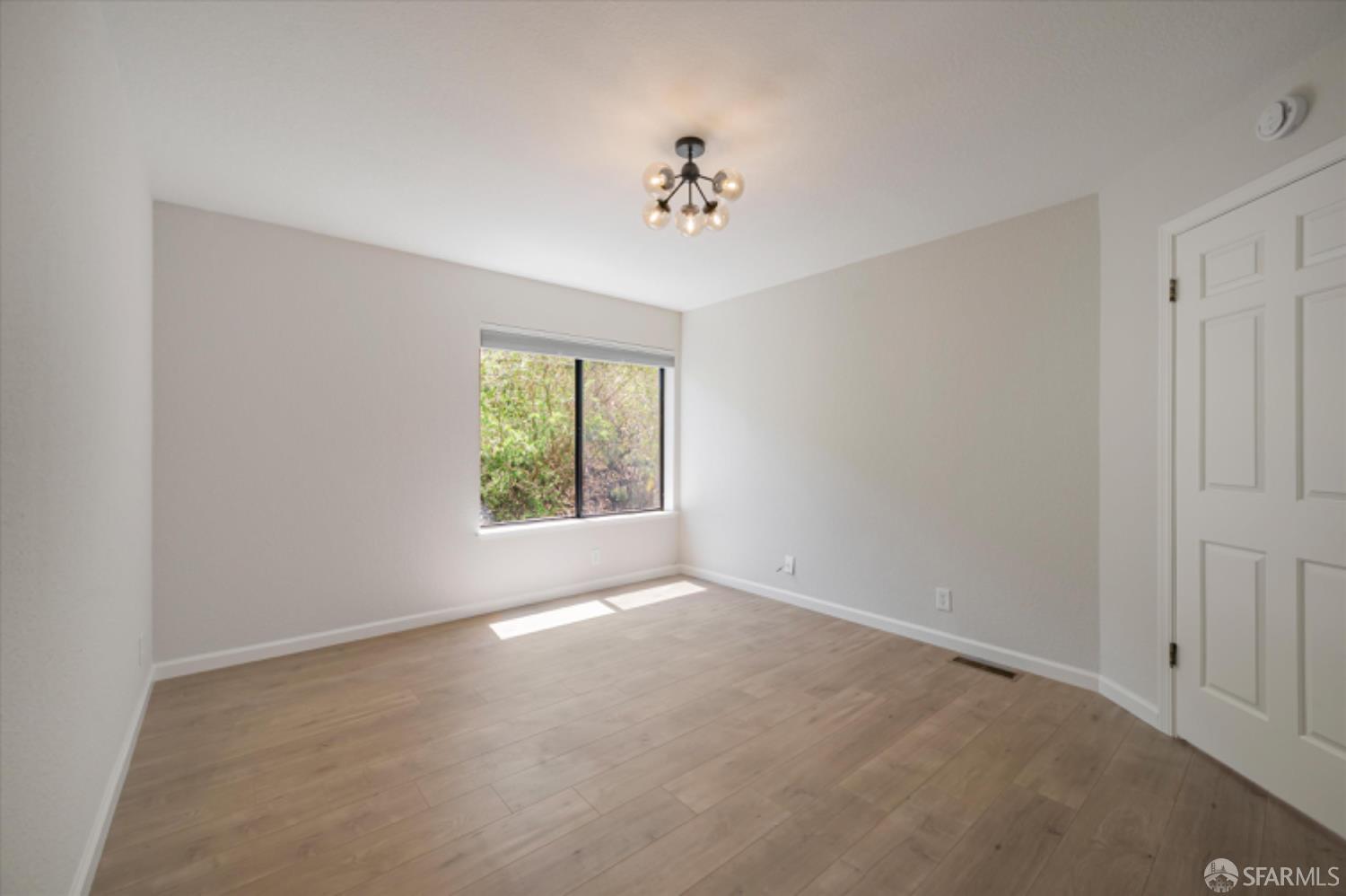 Detail Gallery Image 29 of 43 For 343 Frankfort St, Daly City,  CA 94014 - 5 Beds | 3 Baths