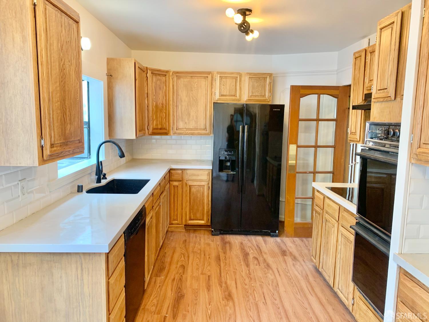 Detail Gallery Image 2 of 32 For 775 Mangels Ave, San Francisco,  CA 94127 - 3 Beds | 2 Baths