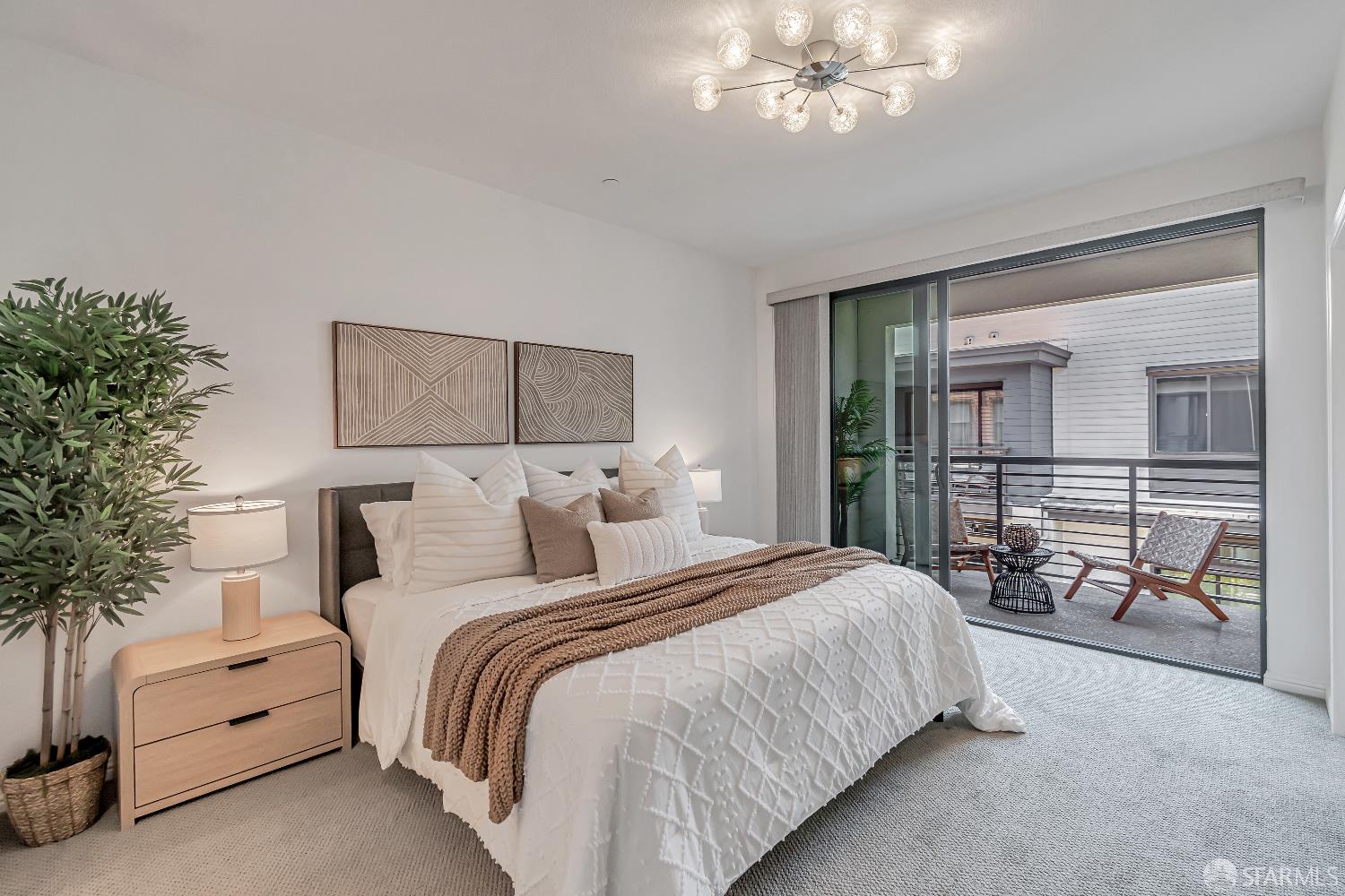 Detail Gallery Image 15 of 33 For 192 Waters Park Cir #2,  San Mateo,  CA 94403 - 2 Beds | 2/1 Baths