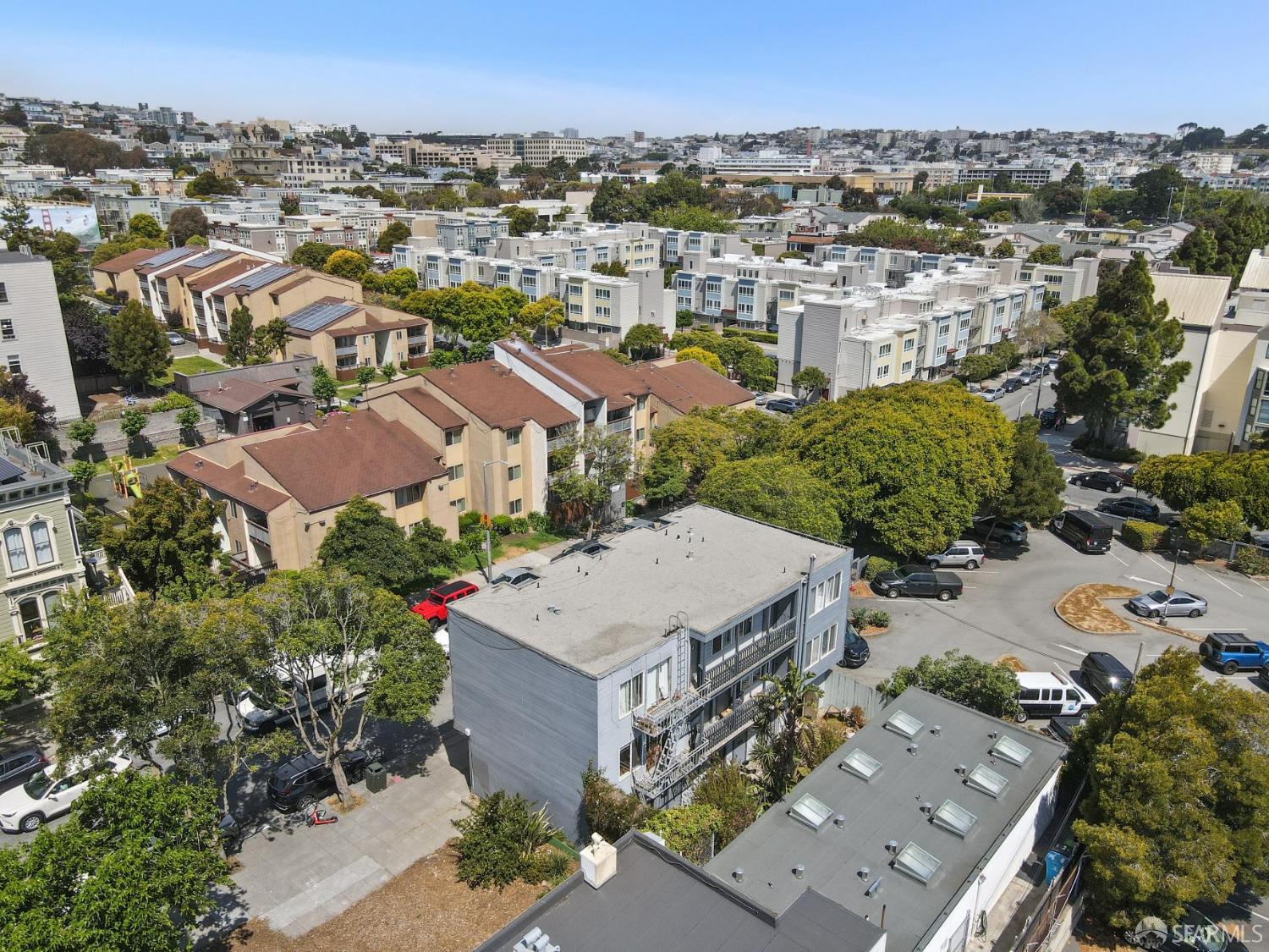 Detail Gallery Image 23 of 28 For 1110 Steiner St, San Francisco,  CA 94115 - – Beds | – Baths