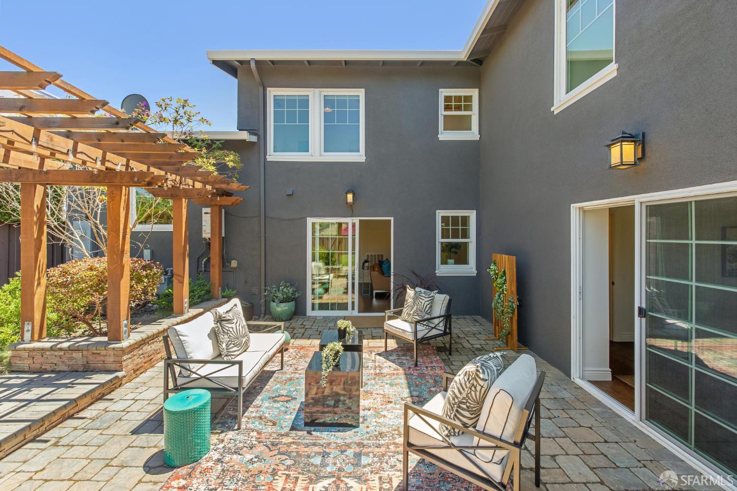 Detail Gallery Image 66 of 87 For 29 16th Ave, San Mateo,  CA 94402 - 4 Beds | 3 Baths