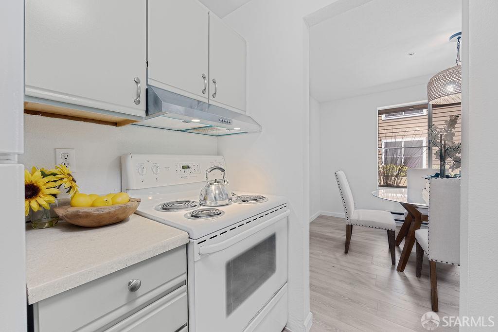 Detail Gallery Image 12 of 30 For 2901 Macarthur Blvd #104,  Oakland,  CA 94602 - 2 Beds | 1 Baths