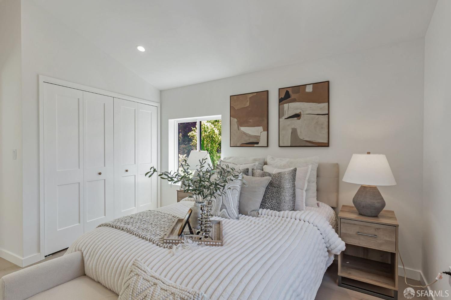 Detail Gallery Image 19 of 35 For 1841 Sunshine Valley Rd, Moss Beach,  CA 94038 - 4 Beds | 4 Baths