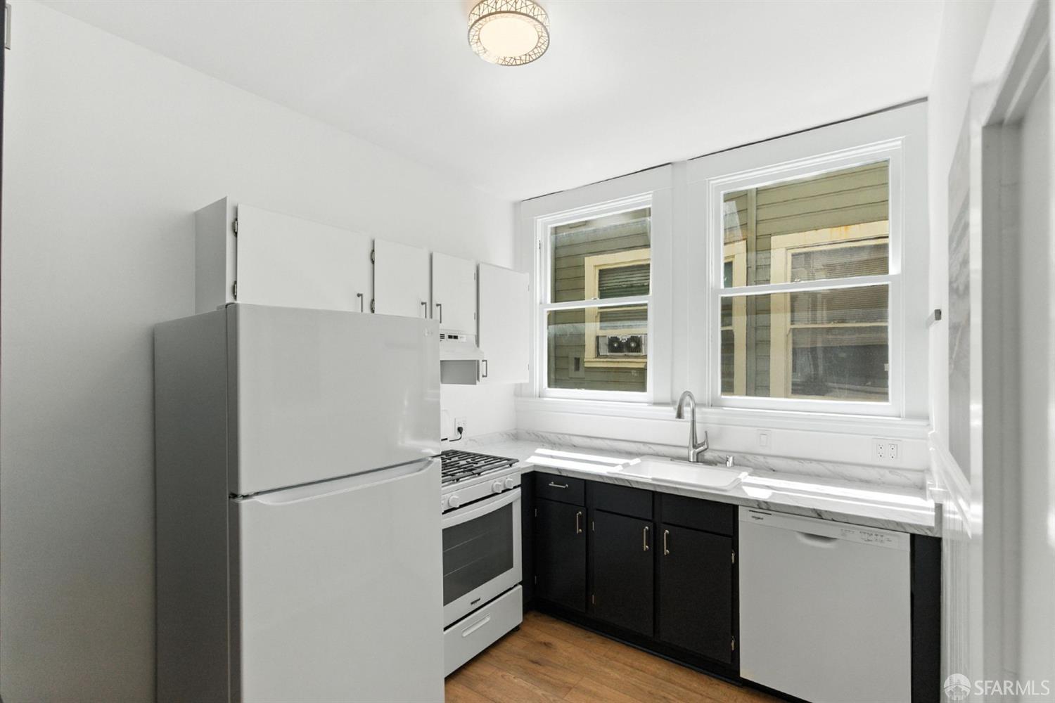 Photo #24: 425058443 Listing: Photo #24