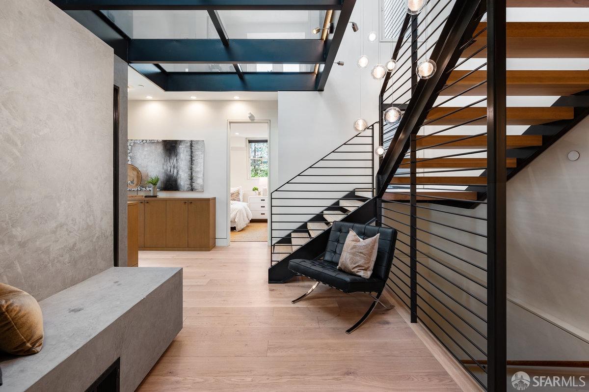 Detail Gallery Image 20 of 22 For 4258 26th St, San Francisco,  CA 94131 - 5 Beds | 4/1 Baths
