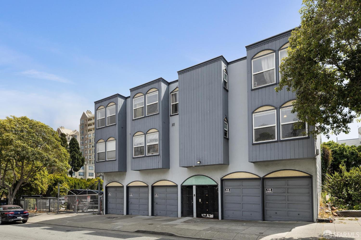 Detail Gallery Image 2 of 28 For 1110 Steiner St, San Francisco,  CA 94115 - – Beds | – Baths