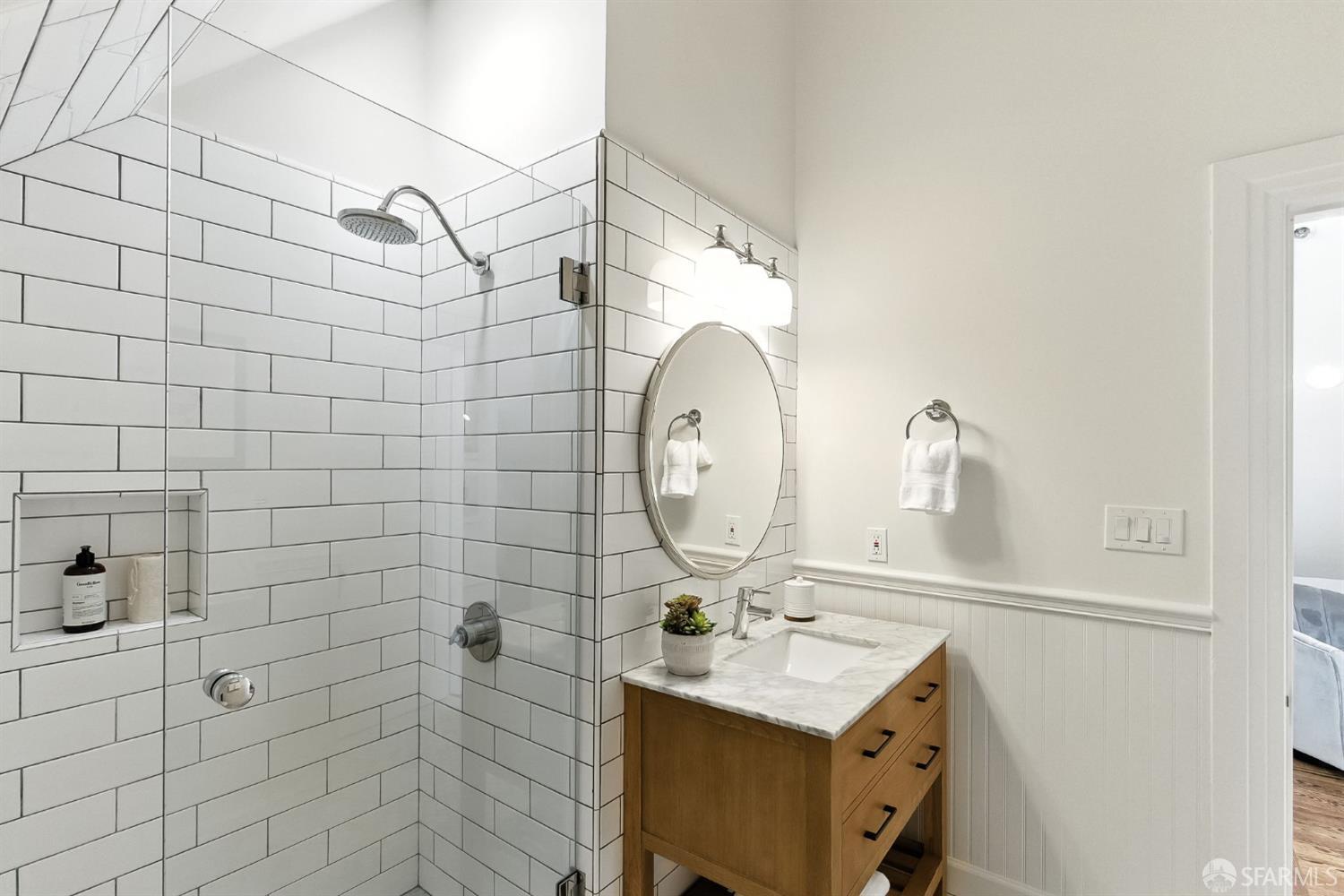 Detail Gallery Image 17 of 40 For 617 Broderick St #B,  San Francisco,  CA 94117 - 4 Beds | 4 Baths