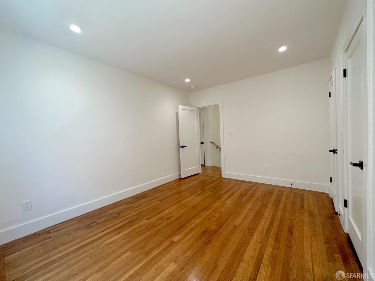 Detail Gallery Image 10 of 34 For 615 Octavia St, San Francisco,  CA 94102 - – Beds | – Baths