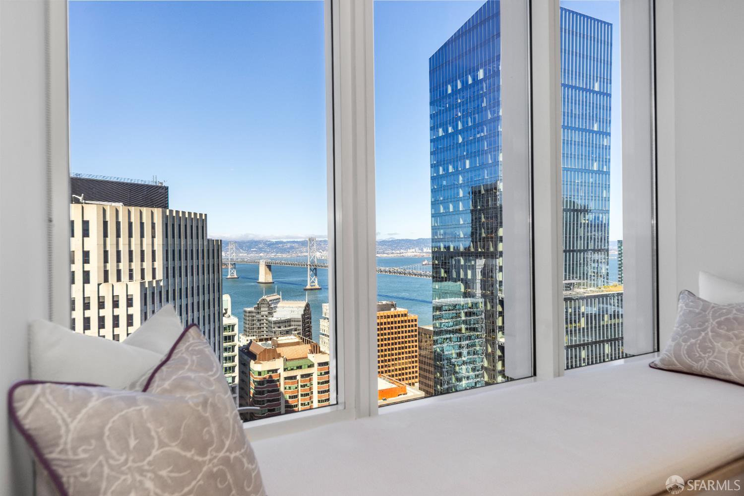Detail Gallery Image 25 of 54 For 301 Mission St 40d,  San Francisco,  CA 94105 - 2 Beds | 3 Baths