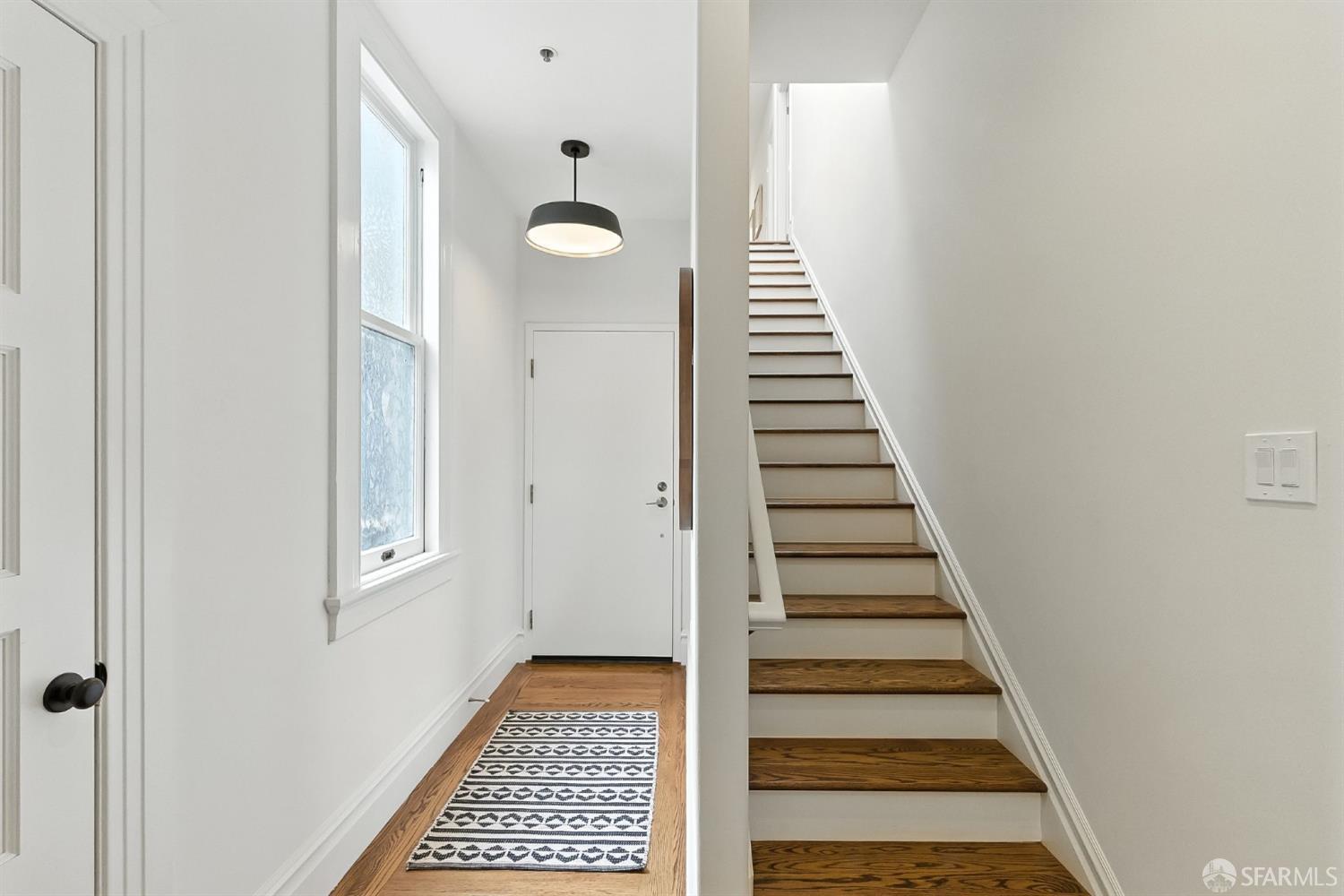Detail Gallery Image 16 of 40 For 617 Broderick St #B,  San Francisco,  CA 94117 - 4 Beds | 4 Baths