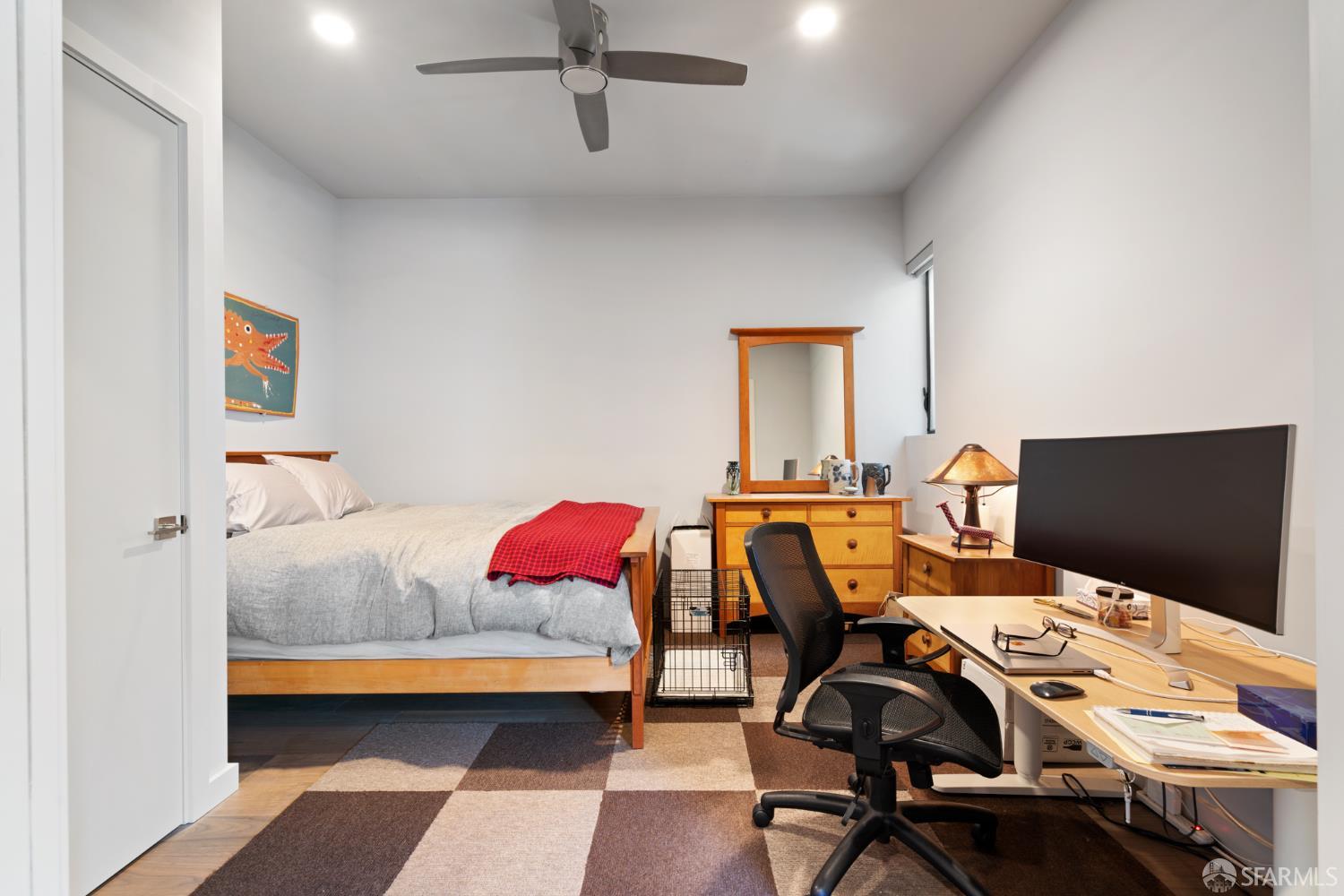 Detail Gallery Image 14 of 37 For 824 Hyde St, San Francisco,  CA 94109 - – Beds | – Baths