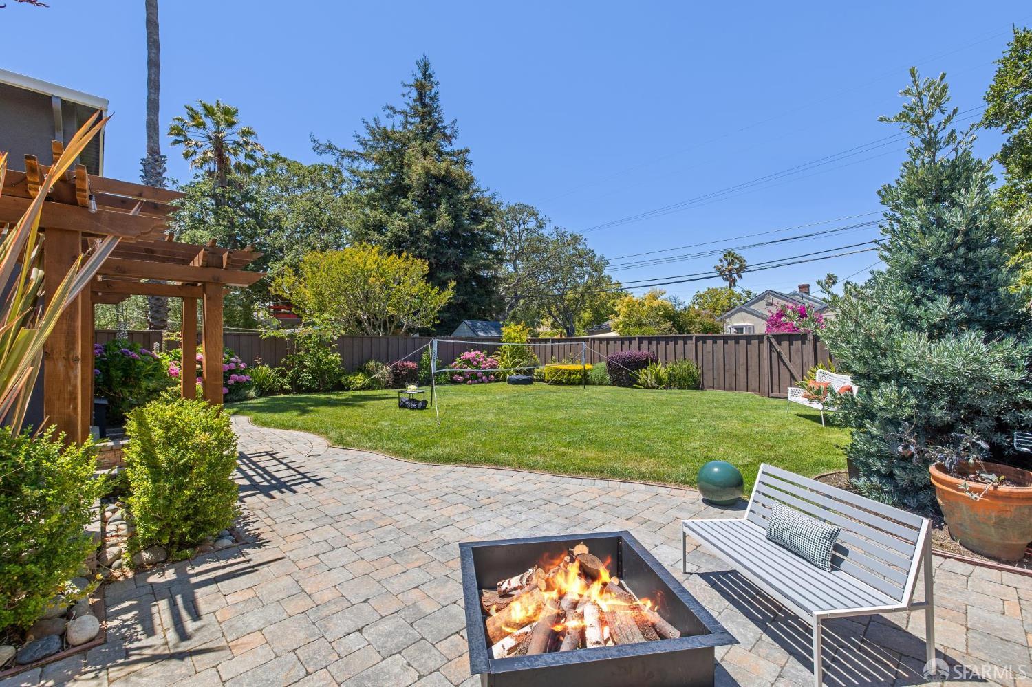 Detail Gallery Image 68 of 87 For 29 16th Ave, San Mateo,  CA 94402 - 4 Beds | 3 Baths