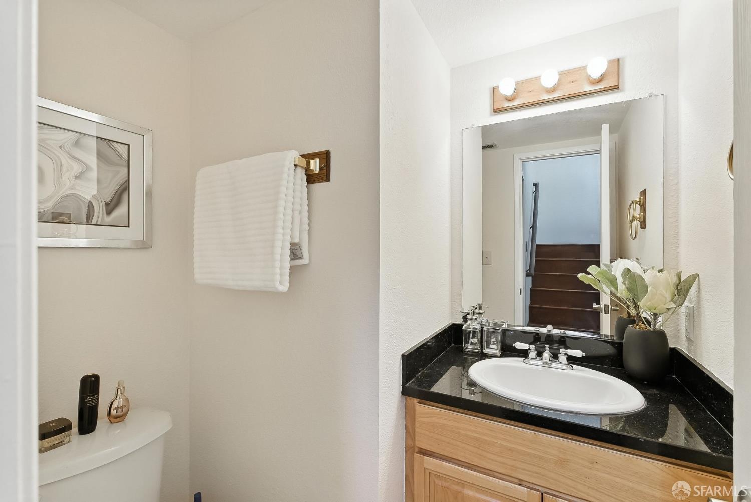 Detail Gallery Image 17 of 41 For 113 Westgate Cir, San Pablo,  CA 94806 - 2 Beds | 1/1 Baths