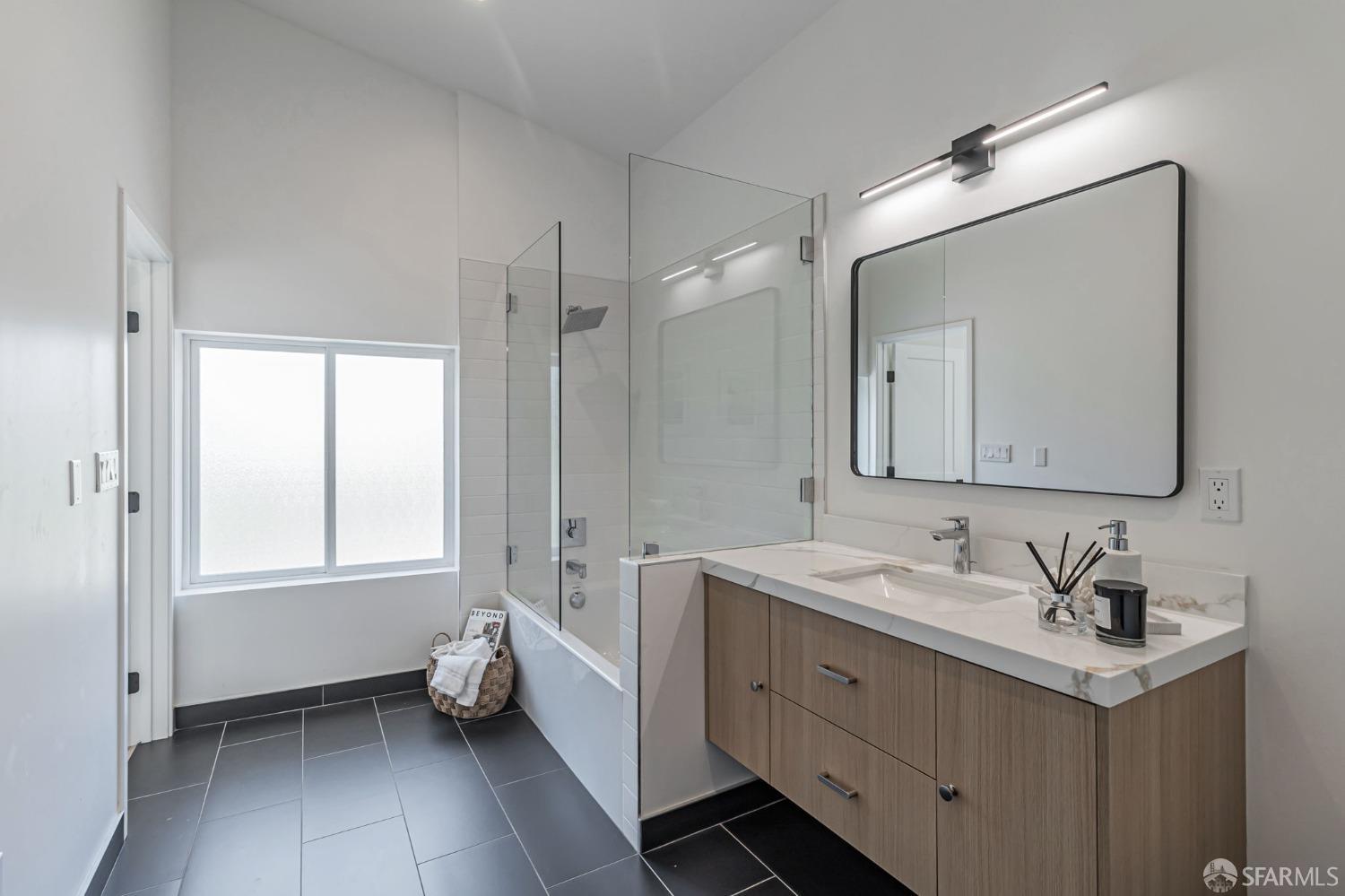 Detail Gallery Image 28 of 35 For 1841 Sunshine Valley Rd, Moss Beach,  CA 94038 - 4 Beds | 4 Baths