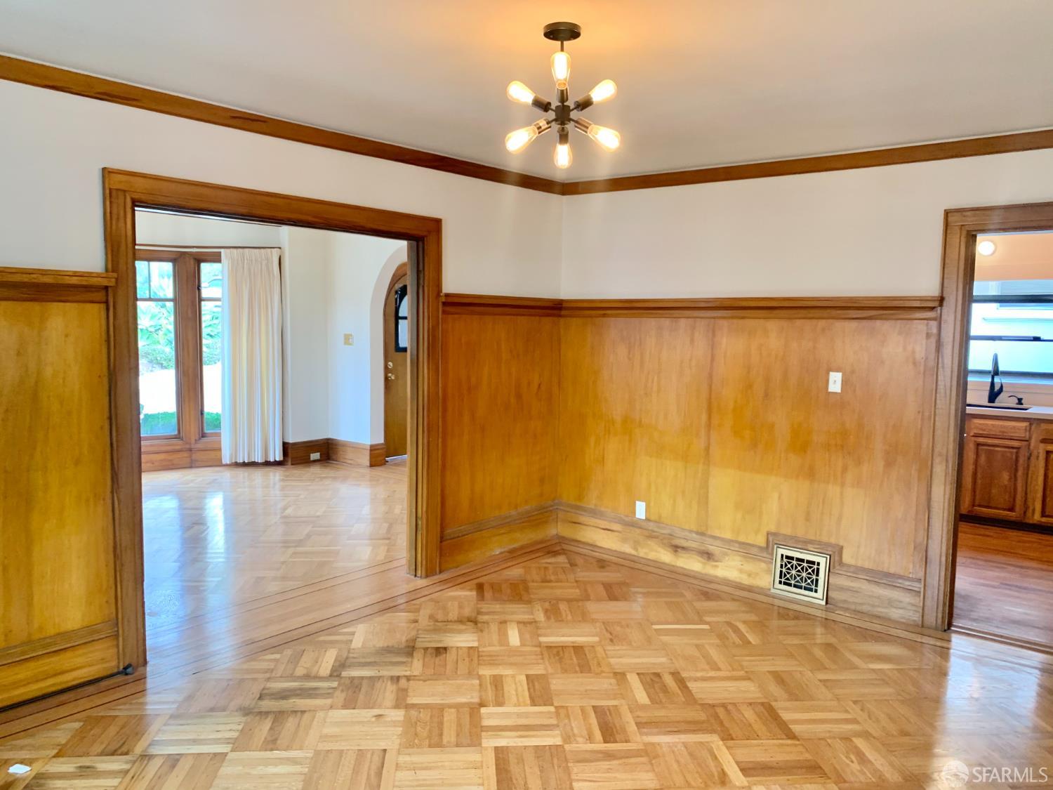 Detail Gallery Image 9 of 32 For 775 Mangels Ave, San Francisco,  CA 94127 - 3 Beds | 2 Baths